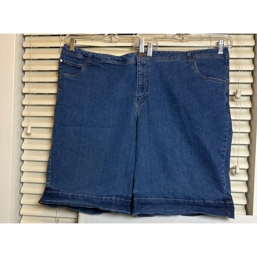 Women's Within Women's Denim Knee High  Shorts Size 28W Sku 2919